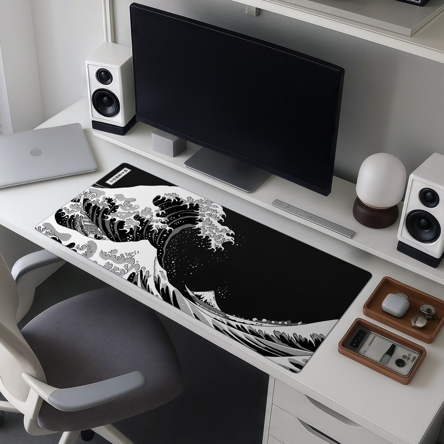The Great Wave: Black & White